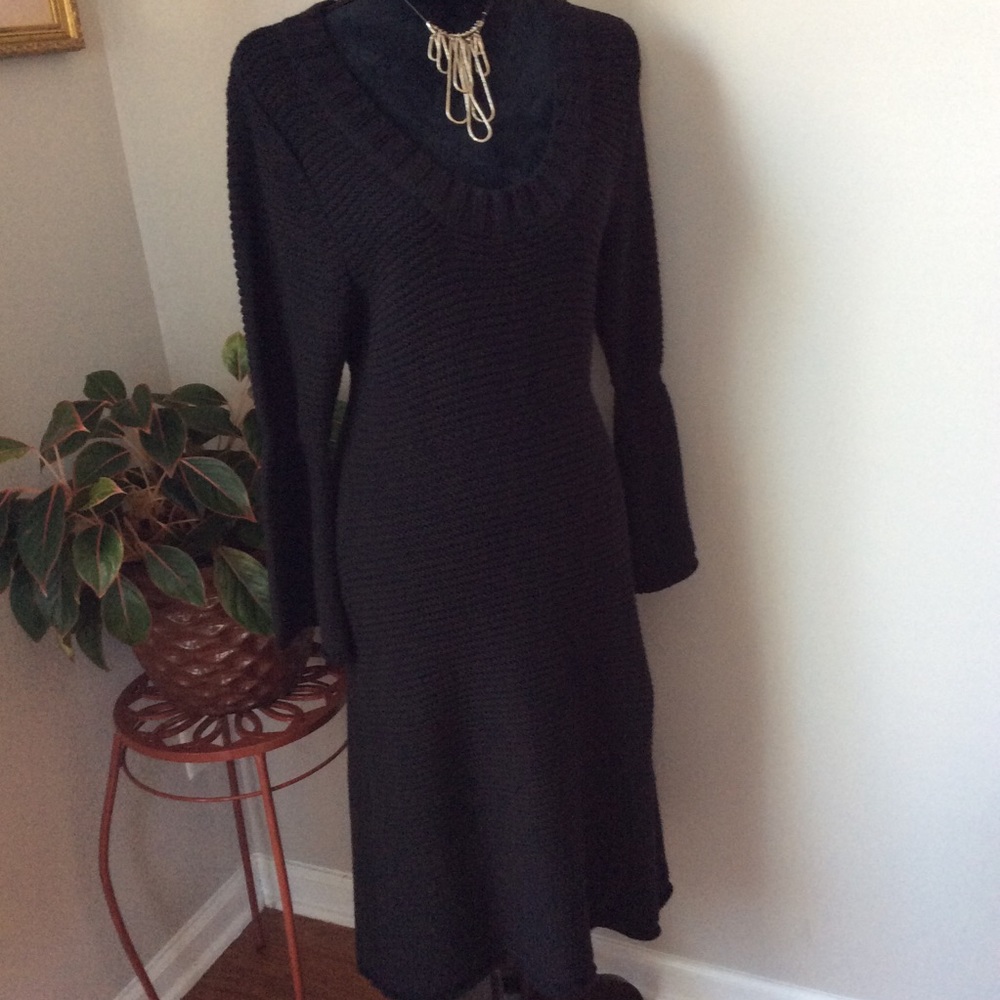 MAX STUDIO Black Knit Dress. Size Large